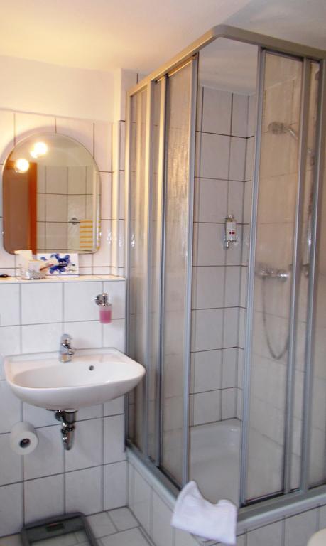 Monteurzimmer Thalfried Ruhla Pokój zdjęcie